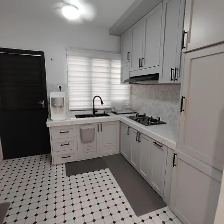 Homestay In Manjung Pr1Ma Segari-Melayu Only Lumut Exterior photo