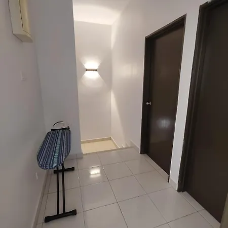 Homestay In Manjung Pr1Ma Segari-Melayu Only Lumut Exterior photo
