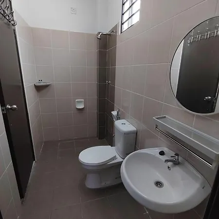 Homestay In Manjung Pr1Ma Segari-Melayu Only Lumut Exterior photo