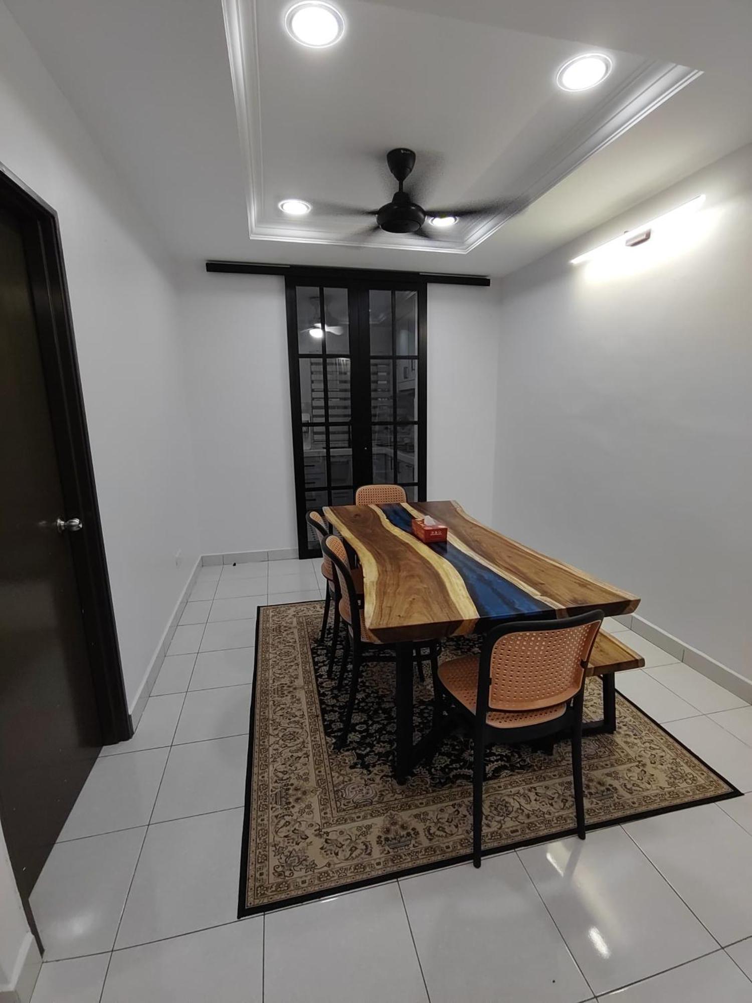 In Manjung Pr1ma Segari-melayu Only Holiday home Lumut