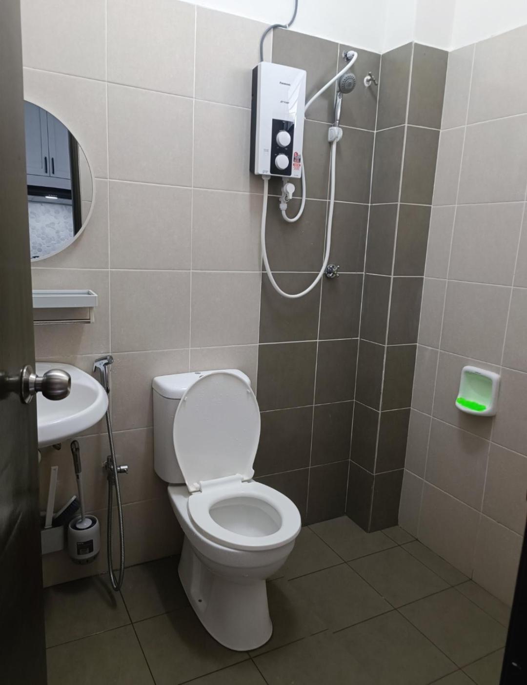 In Manjung Pr1ma Segari-melayu Only * Lumut
